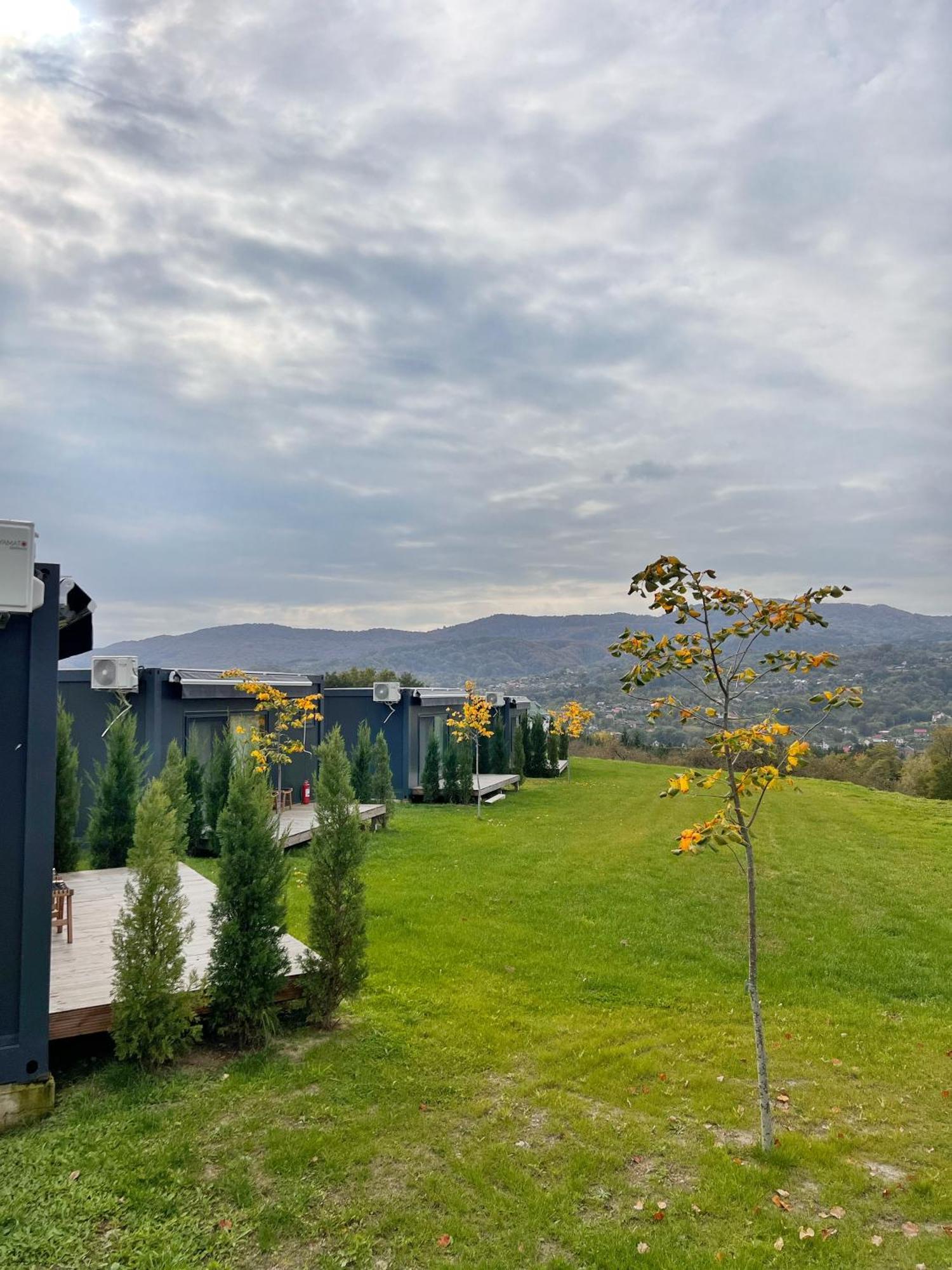 Hotel Flandra Glamping Corbeni Exterior foto