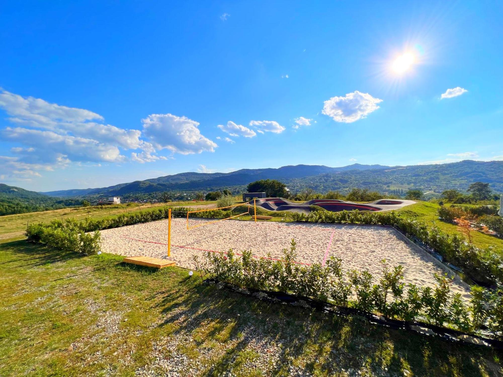 Hotel Flandra Glamping Corbeni Exterior foto