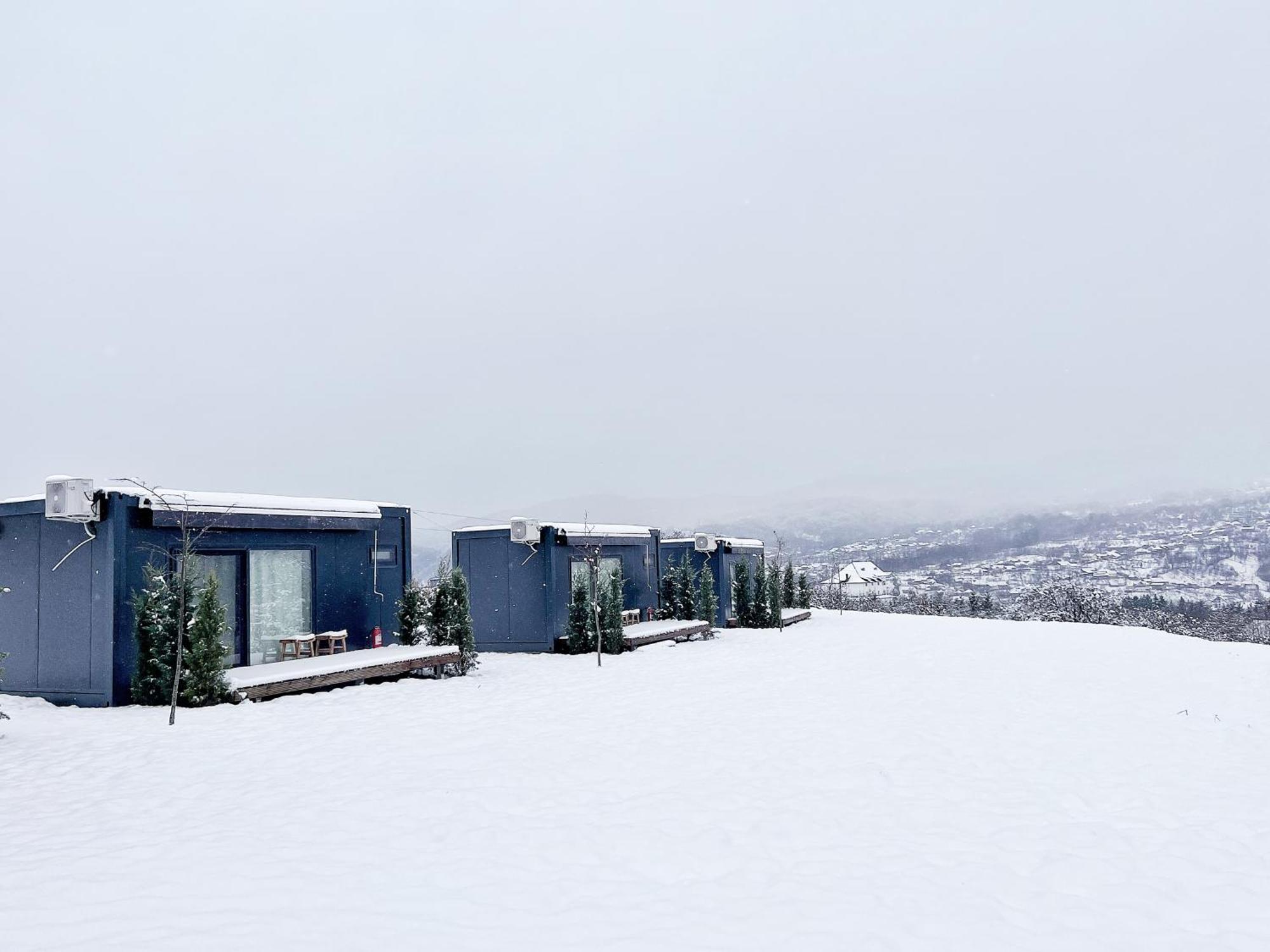 Hotel Flandra Glamping Corbeni Exterior foto