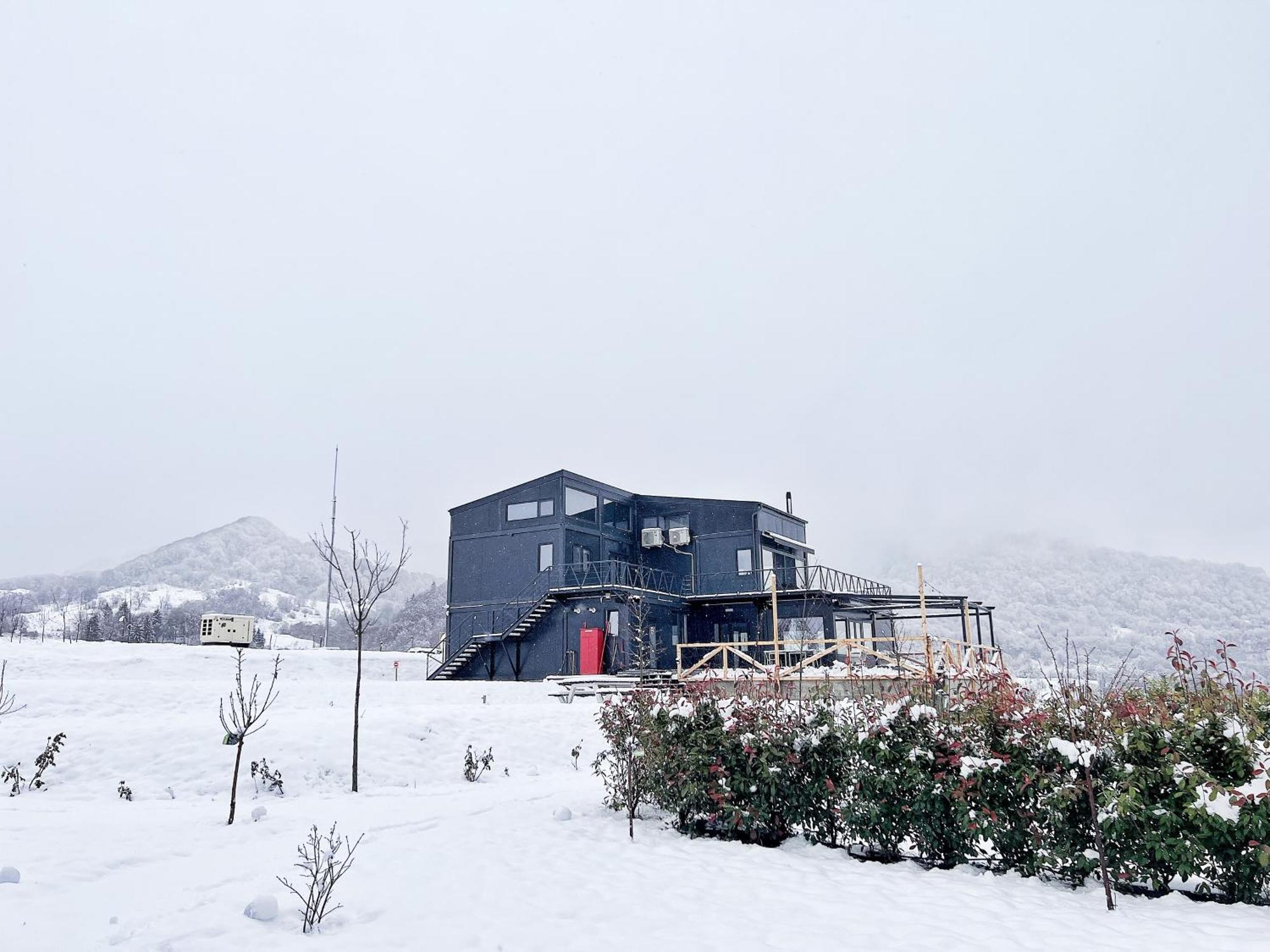 Hotel Flandra Glamping Corbeni Exterior foto