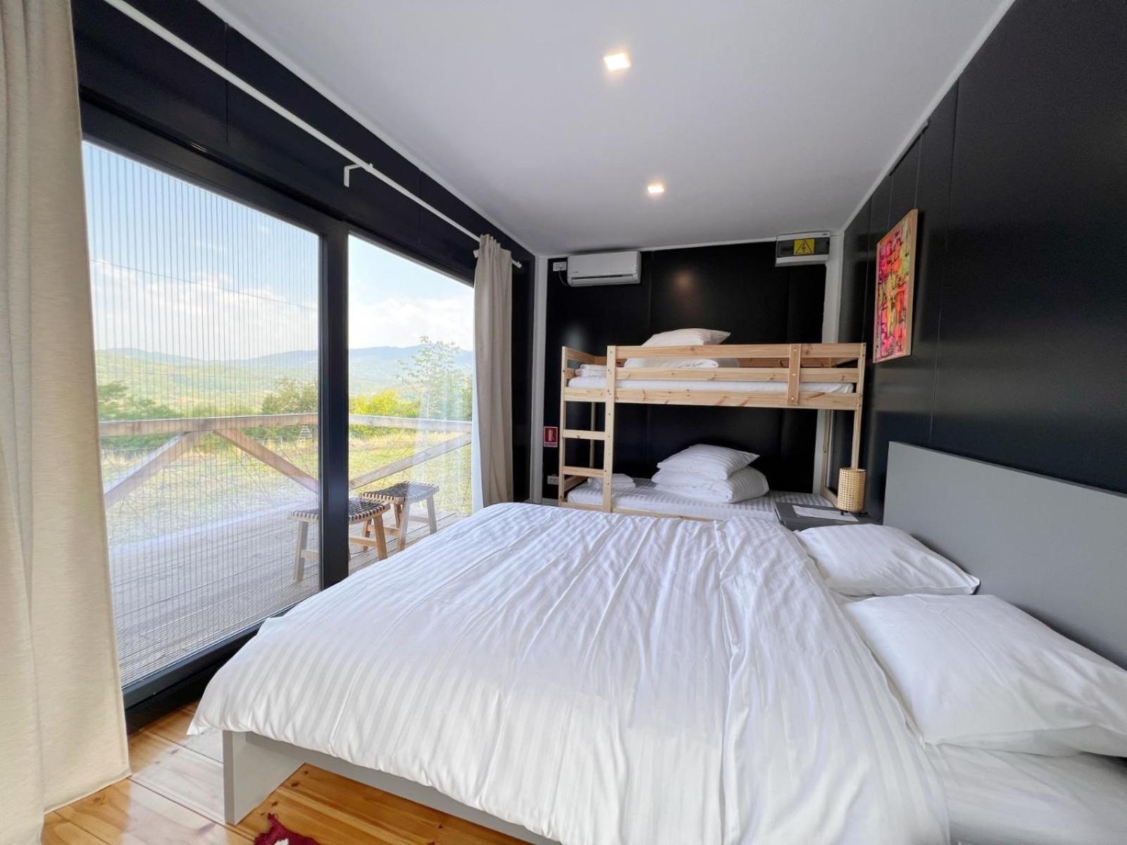 Hotel Flandra Glamping Corbeni Exterior foto